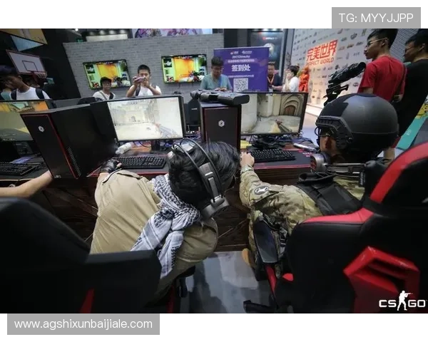 e尊真人欢迎你探索丰富多彩的游戏世界，享受专业玩家带来的真实对战体验